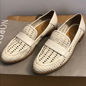 Franco Sarto woven loafer, size 8